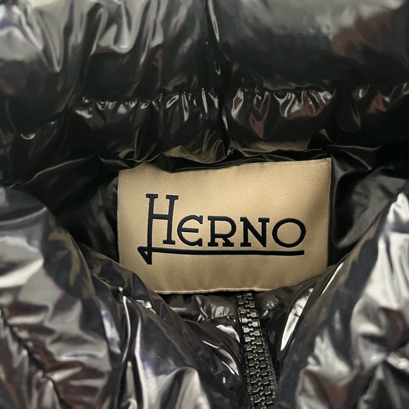 Herno Gloss black puffer jacket 40 size S - Picture 4 of 10